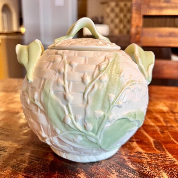 Vintage Ceramic Lilly of the Valley Trinket Dish - Picture 1 of 12